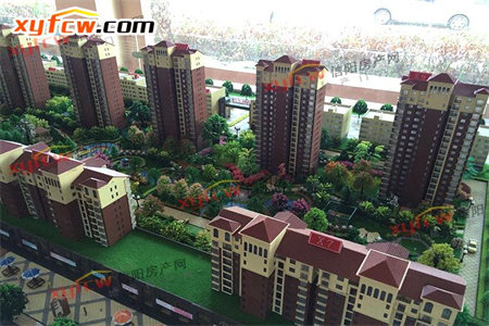 佛山小学附近华龙西苑3室2厅1卫75万107m2毛坯房出售